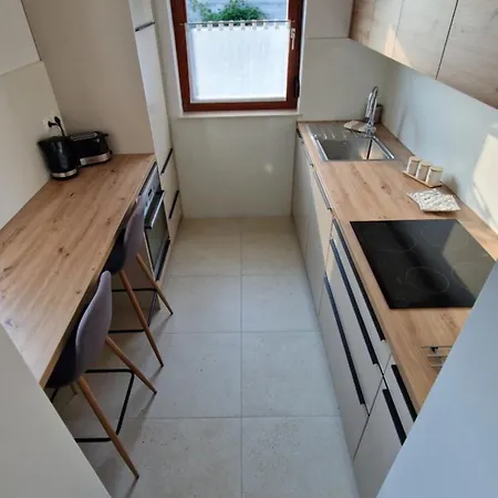 Apartma Kofol דירה קובאריד